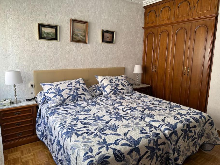 Comodo Y Centrico Apto. En Gijón Exteriör bild